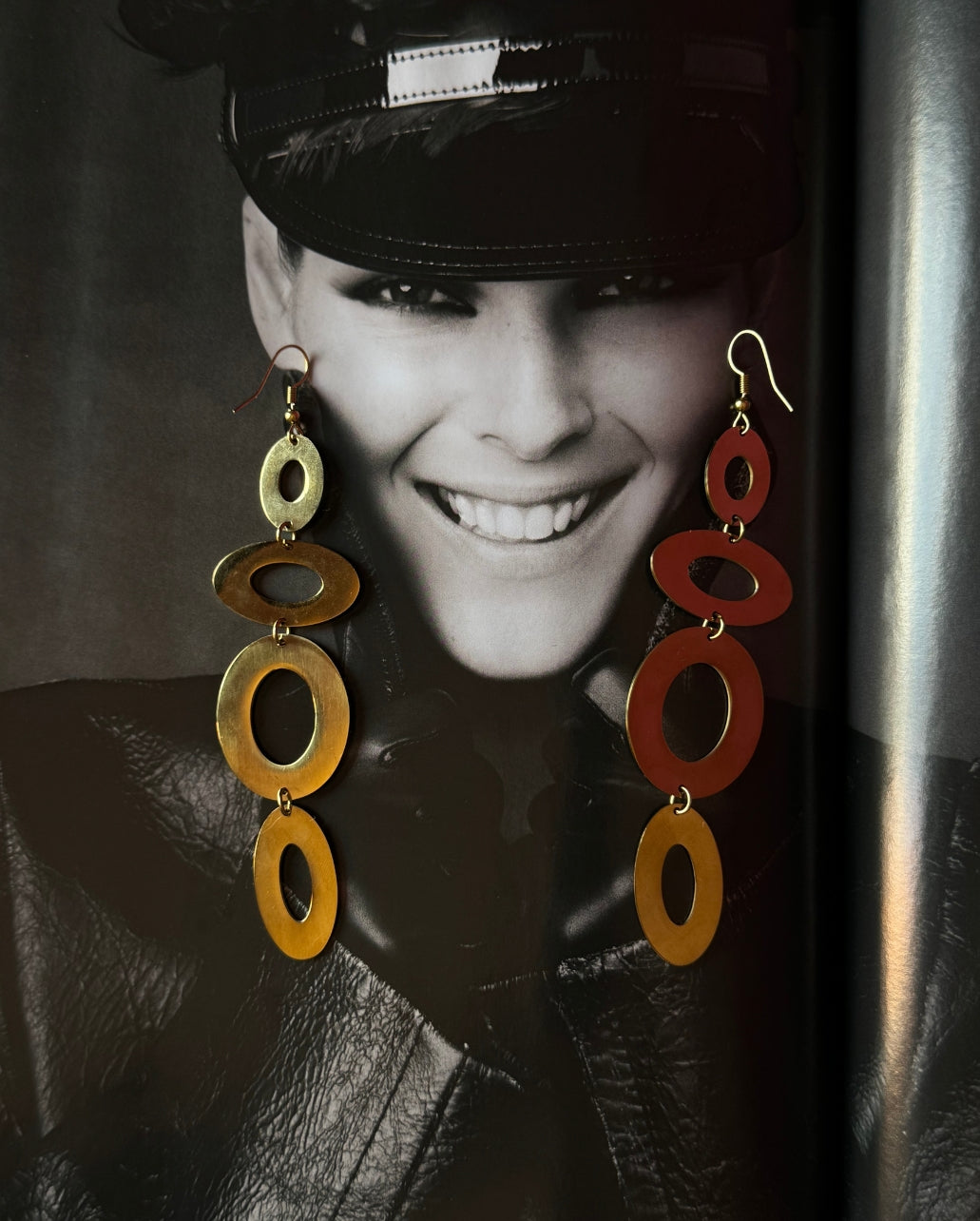 Pendientes Irregular Hoops